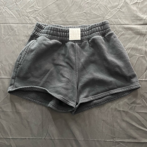 Hollister Pants - Hollister Women's black Athletic Shorts high rise Small
